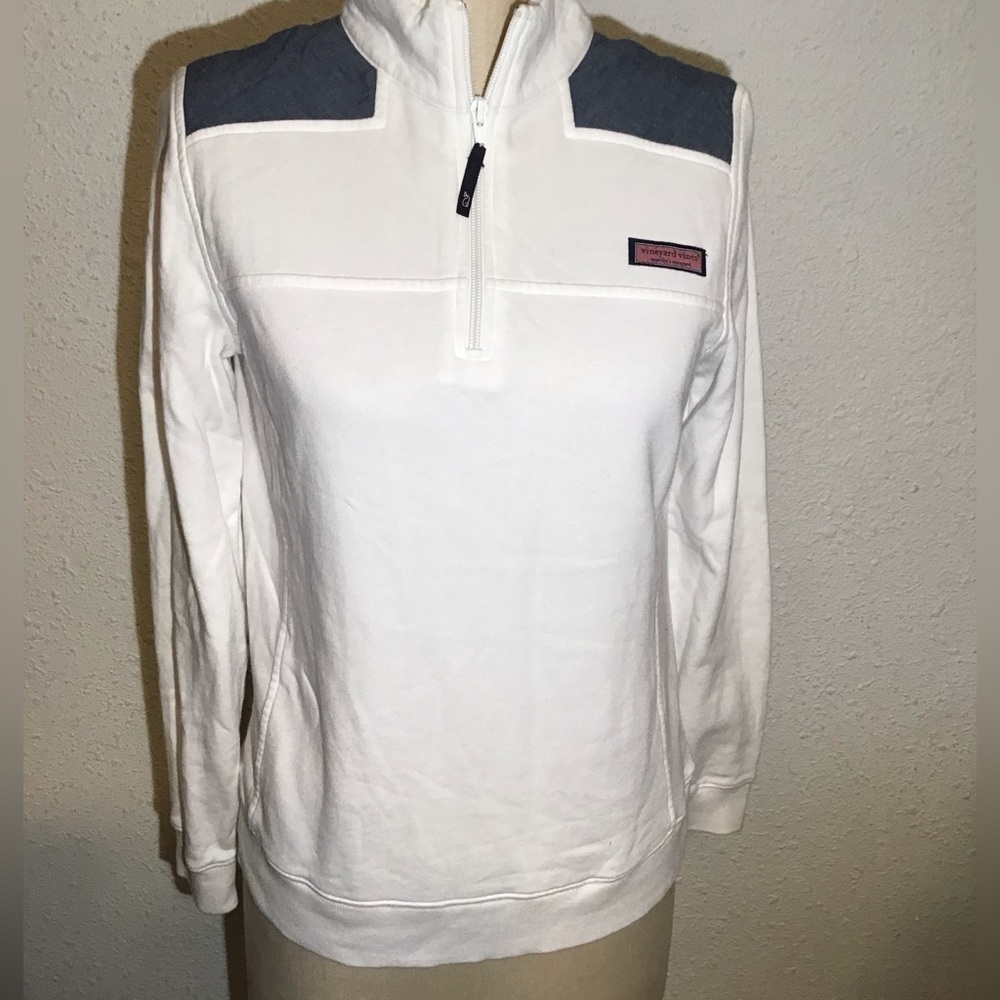 Vineyard vines white pullover jacket size small